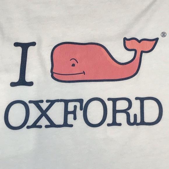 Vineyard Vines Neilson’s On The Oxford Square Since 1839 Men’s Long Sleeve Shirt - Picture 3 of 10